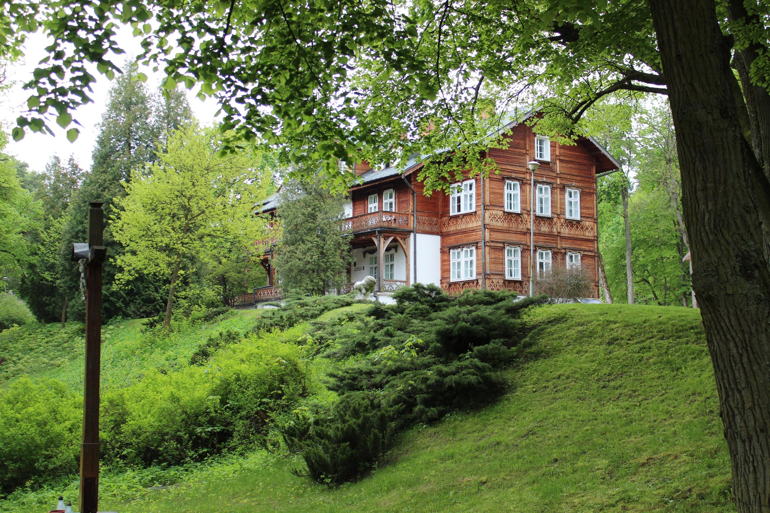 Pałac Plenipotenta w Zwierzyńcu